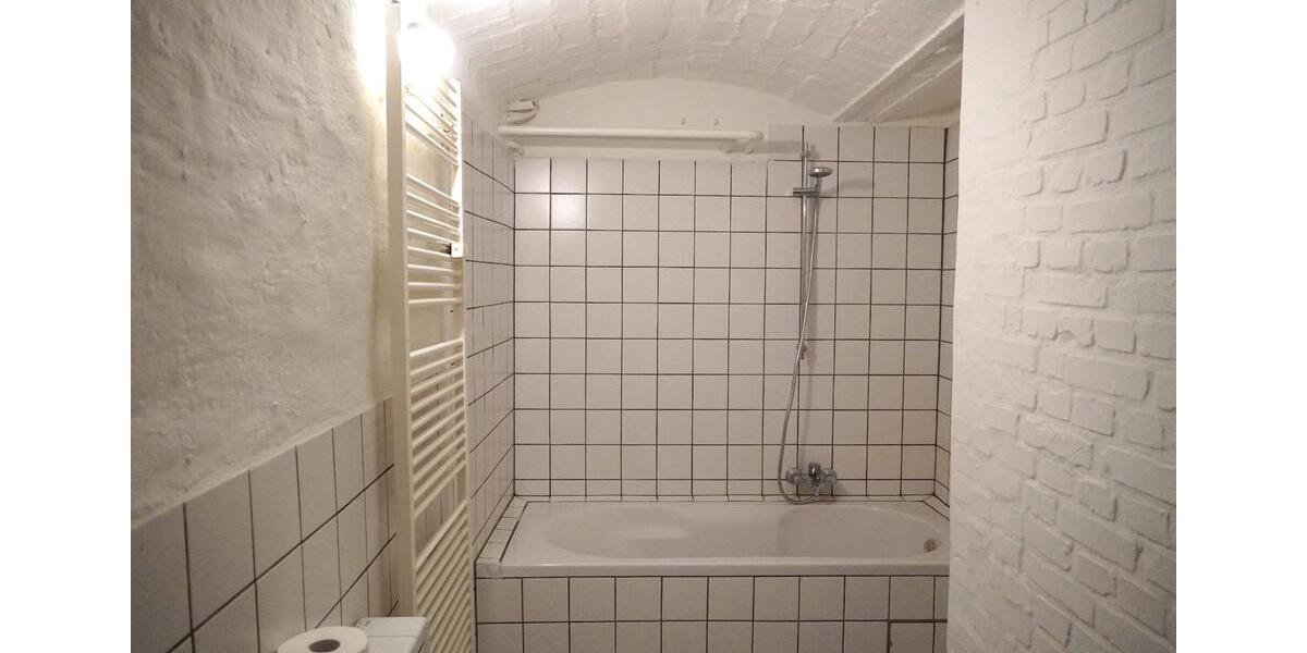 Etagenwohnung Flensburg Altstadt - 3 Zimmer, 81 m&sup2;, 680&euro; | Angebot:25940786