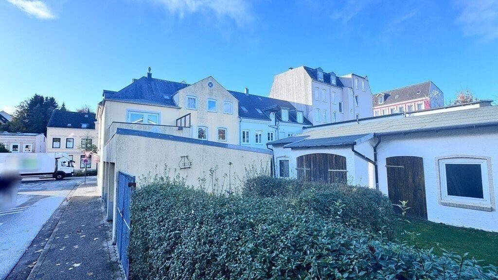 Mehrfamilienhaus, Wohnhaus Flensburg Nordstadt - 9 Zimmer, 202 m&sup2;, 360.000&euro; | Angebot:25770947
