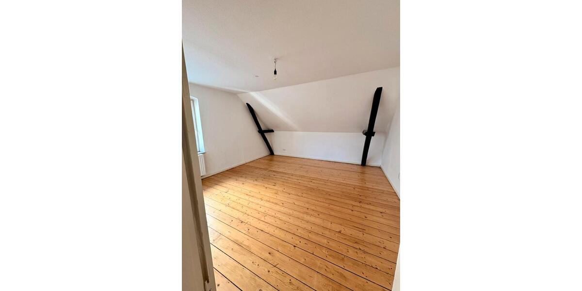 Dachgeschoßwohnung Flensburg Altstadt - 2.5 Zimmer, 57 m&sup2;, 522&euro; | Angebot:26619505