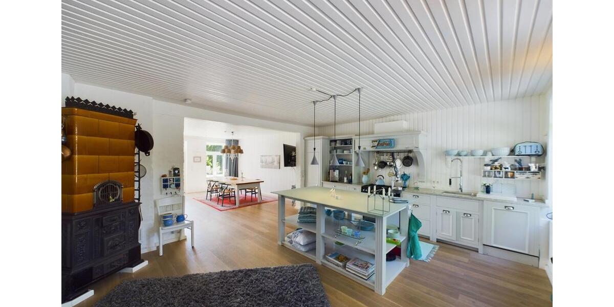 Einfamilienhaus Süderbrarup - 7 Zimmer, 471 m&sup2;, 740.000&euro; | Angebot:24360239