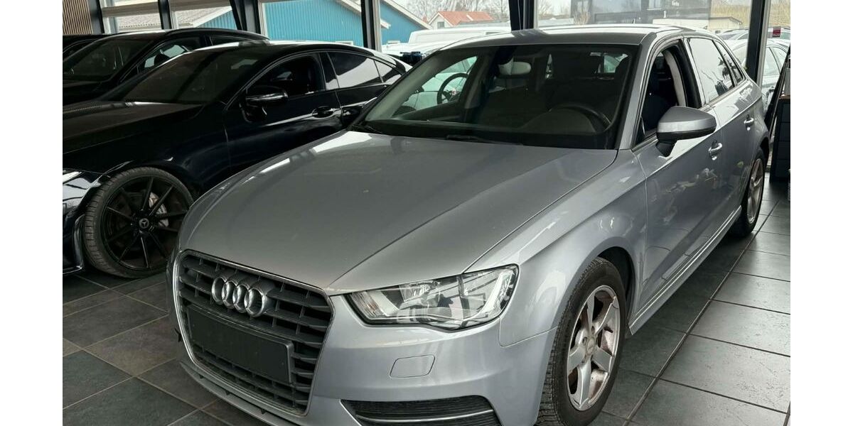 Audi A3 266.000 km 5.500 &euro; Flensburg 24941