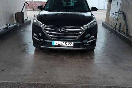 Hyundai TUCSON 165.500 km 15.750 &euro; Flensburg 24941