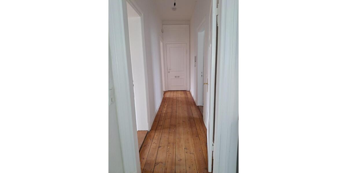 Etagenwohnung Flensburg Altstadt - 4 Zimmer, 115 m&sup2;, 700&euro; | Angebot:25843727