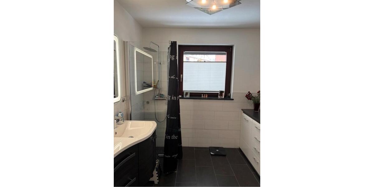 Bungalow Flensburg Fruerlund - 5 Zimmer, 200 m&sup2;, 469.000&euro; | Angebot:25290518