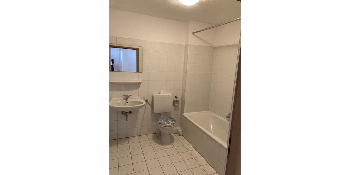 Etagenwohnung Flensburg - 3 Zimmer, 82 m&sup2;, 720&euro; | Angebot:25364173