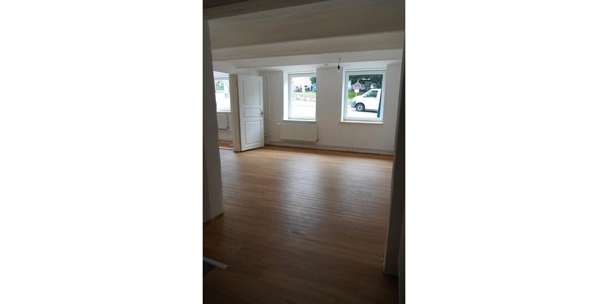 Etagenwohnung Flensburg Altstadt - 3 Zimmer, 81 m&sup2;, 680&euro; | Angebot:25940786