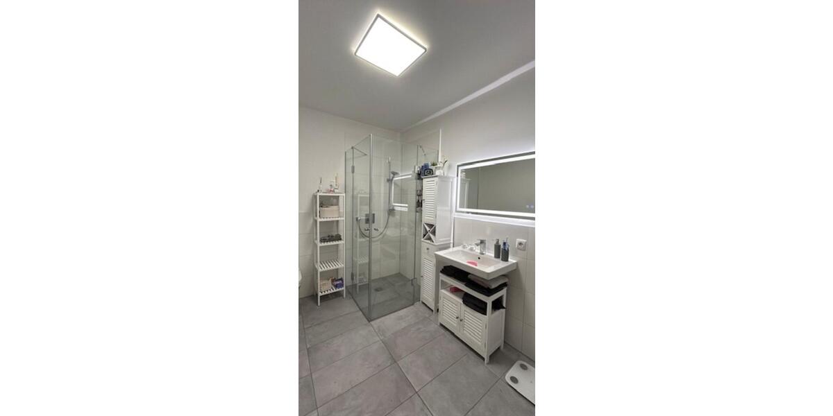 Etagenwohnung Flensburg Altstadt - 2.5 Zimmer, 80 m&sup2;, 1.050&euro; | Angebot:26652154