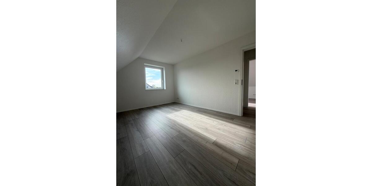 Doppelhaushälfte Großenwiehe - 4 Zimmer, 120 m&sup2;, 1.380&euro; | Angebot:26517066
