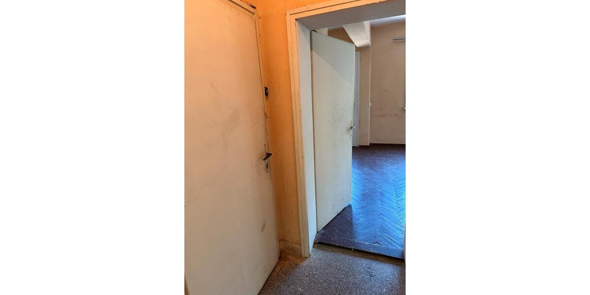Etagenwohnung Flensburg - 2 Zimmer, 70 m&sup2;, 26.000&euro; | Angebot:21287904
