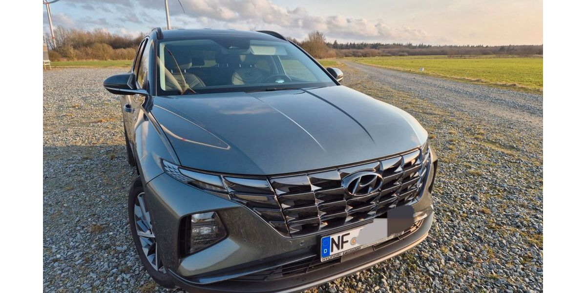 Hyundai TUCSON 52.000 km 24.900 &euro; Ladelund 25926