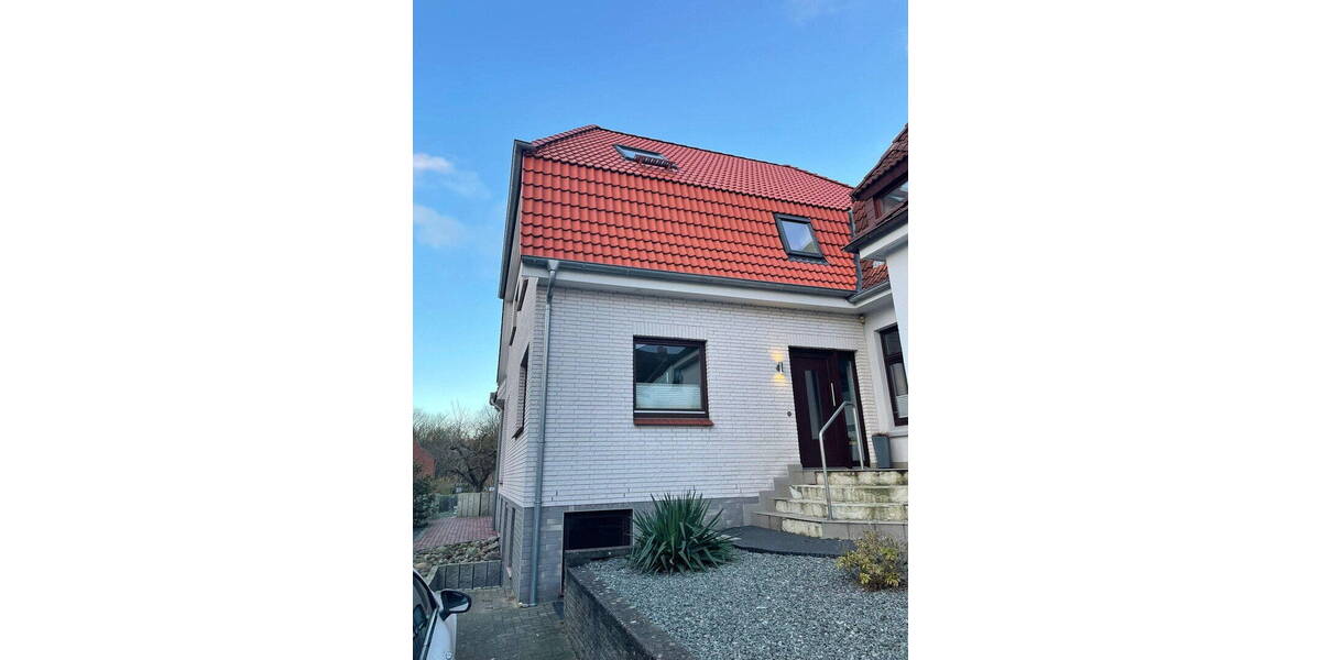 Mehrfamilienhaus, Wohnhaus Flensburg Friesischer Berg - 7 Zimmer, 273 m&sup2;, 790.000&euro; | Angebot:26218208