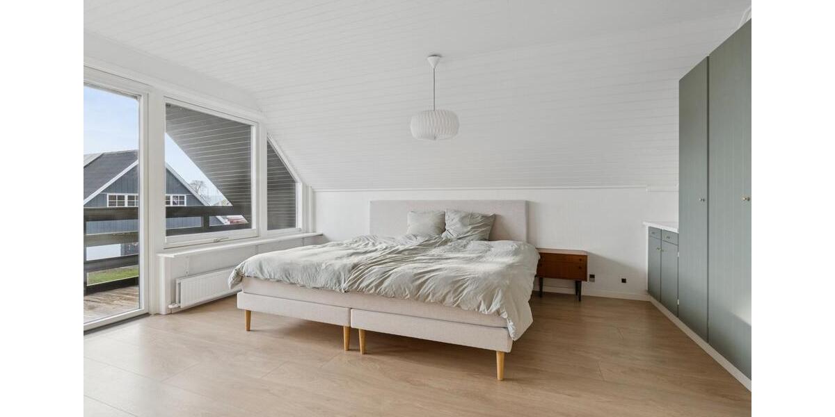 Einfamilienhaus Flensburg Altstadt - 7 Zimmer, 234 m&sup2;, 335.000&euro; | Angebot:25873897