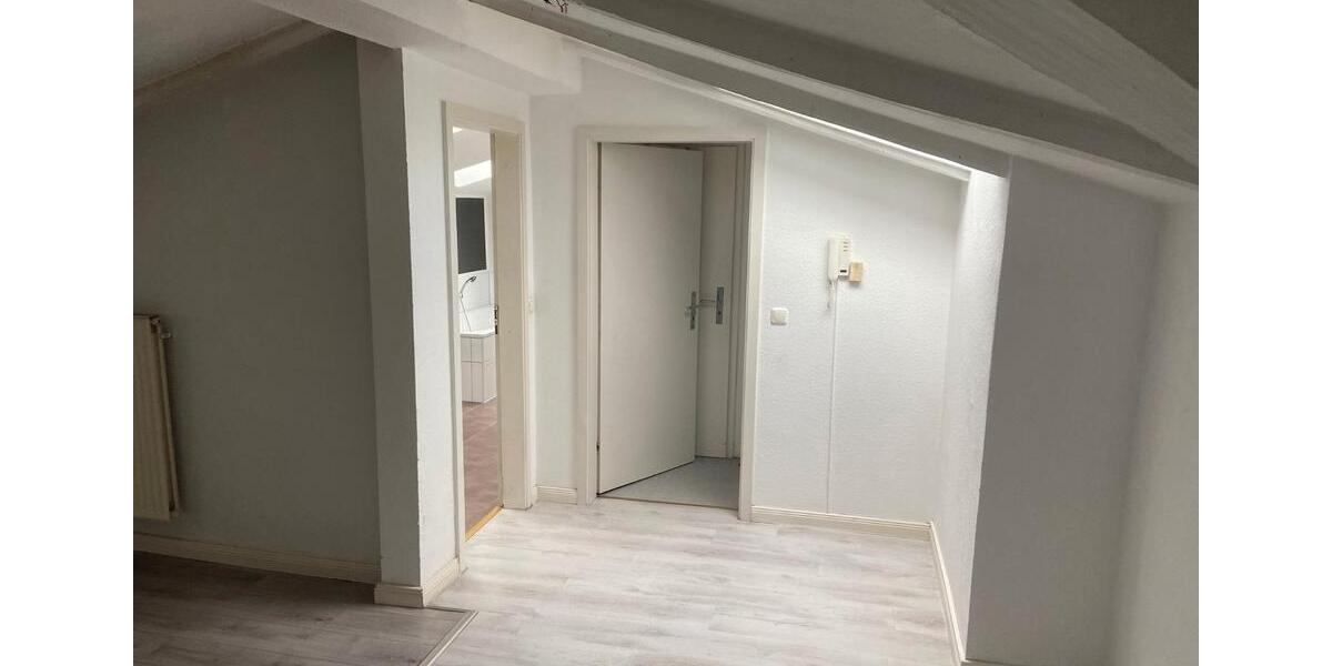 Etagenwohnung Süderbrarup - 3 Zimmer, 92 m&sup2;, 600&euro; | Angebot:26441896