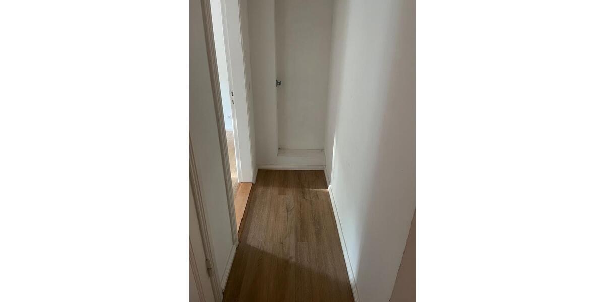 Dachgeschoßwohnung Flensburg Altstadt - 3 Zimmer, 80 m&sup2;, 600&euro; | Angebot:26502031