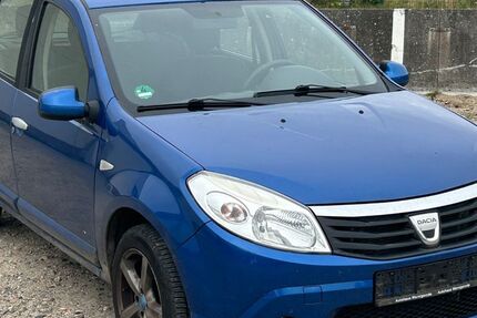 Dacia Sandero 121.000 km 3.000 &euro; Flensburg 24941