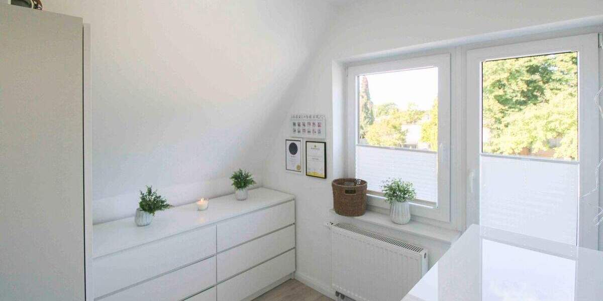 Einfamilienhaus Flensburg Engelsby - 8 Zimmer, 150 m&sup2;, 559.000&euro; | Angebot:25652119