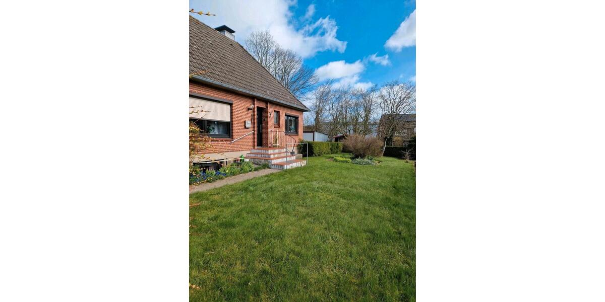 Einfamilienhaus Sörup - 4 Zimmer, 100 m&sup2;, 160.000&euro; | Angebot:26033338