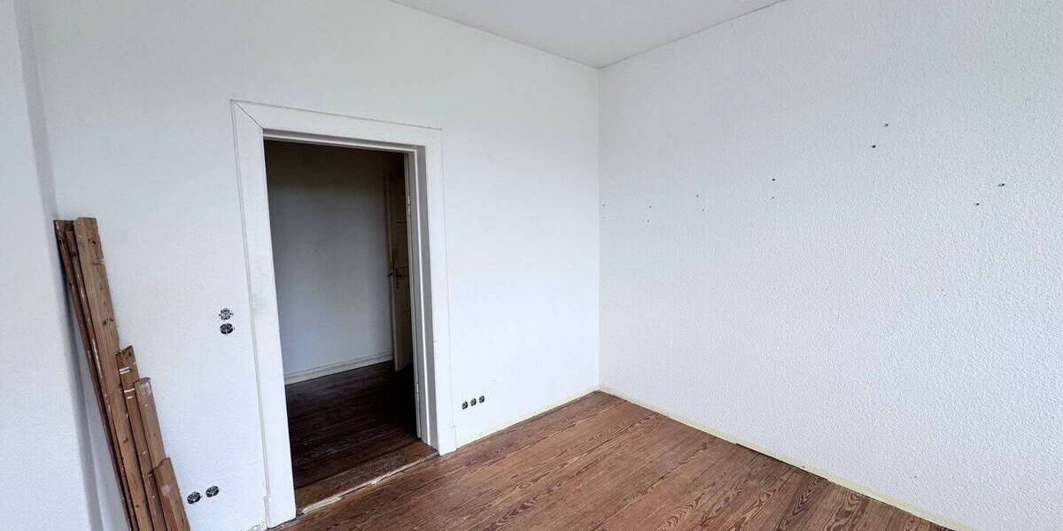 Etagenwohnung Flensburg Neustadt - 3 Zimmer, 80 m&sup2;, 98.000&euro; | Angebot:26787354
