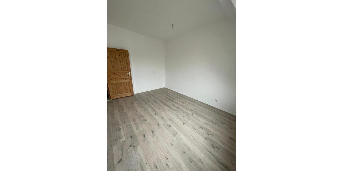 Dachgeschoßwohnung Flensburg Altstadt - 3 Zimmer, 89 m&sup2;, 756&euro; | Angebot:26000266