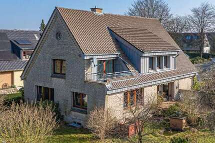 Haus Flensburg Fruerlund - 7 Zimmer, 223 m&sup2;, 525.000&euro; | Angebot:25855715