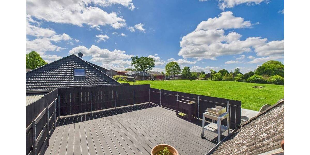 Einfamilienhaus Munkbrarup - 7 Zimmer, 201 m&sup2;, 375.000&euro; | Angebot:25672604