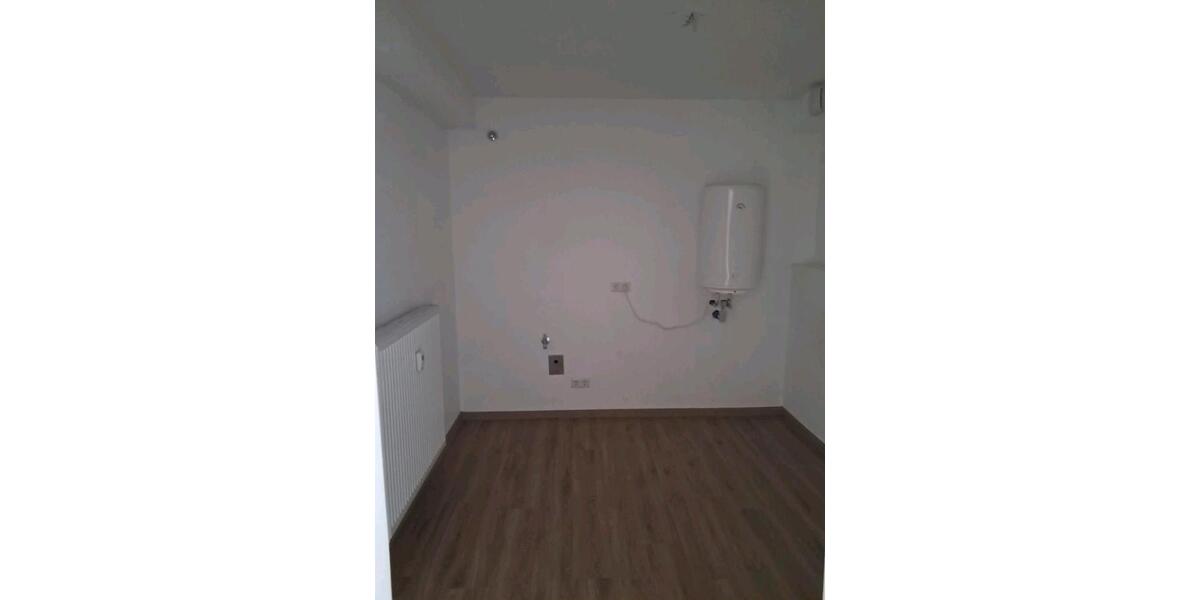 Erdgeschoßwohnung Großsolt - 4 Zimmer, 90 m&sup2;, 700&euro; | Angebot:25991327