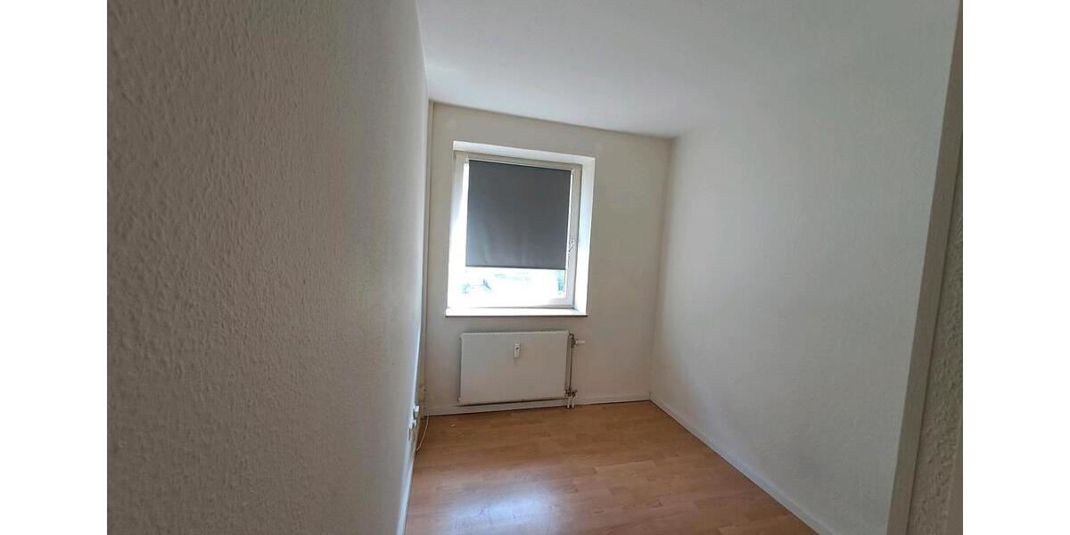 Hochparterre Flensburg - 1 Zimmer, 37 m&sup2;, 105.000&euro; | Angebot:27082002