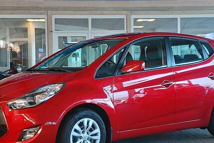 Hyundai ix20 44.444 km 12.950 &euro; Steinbergkirche 24972