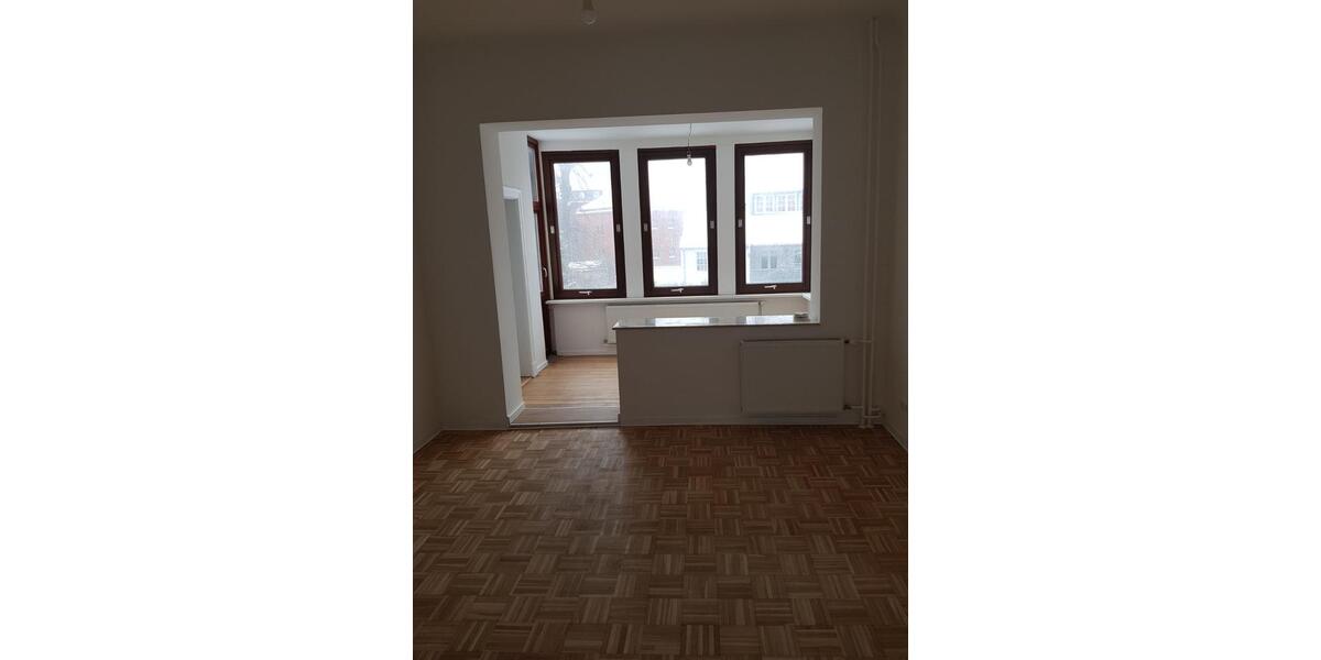 Mehrfamilienhaus, Wohnhaus Flensburg - 7 Zimmer, 360 m&sup2;, 3.240&euro; | Angebot:24836609