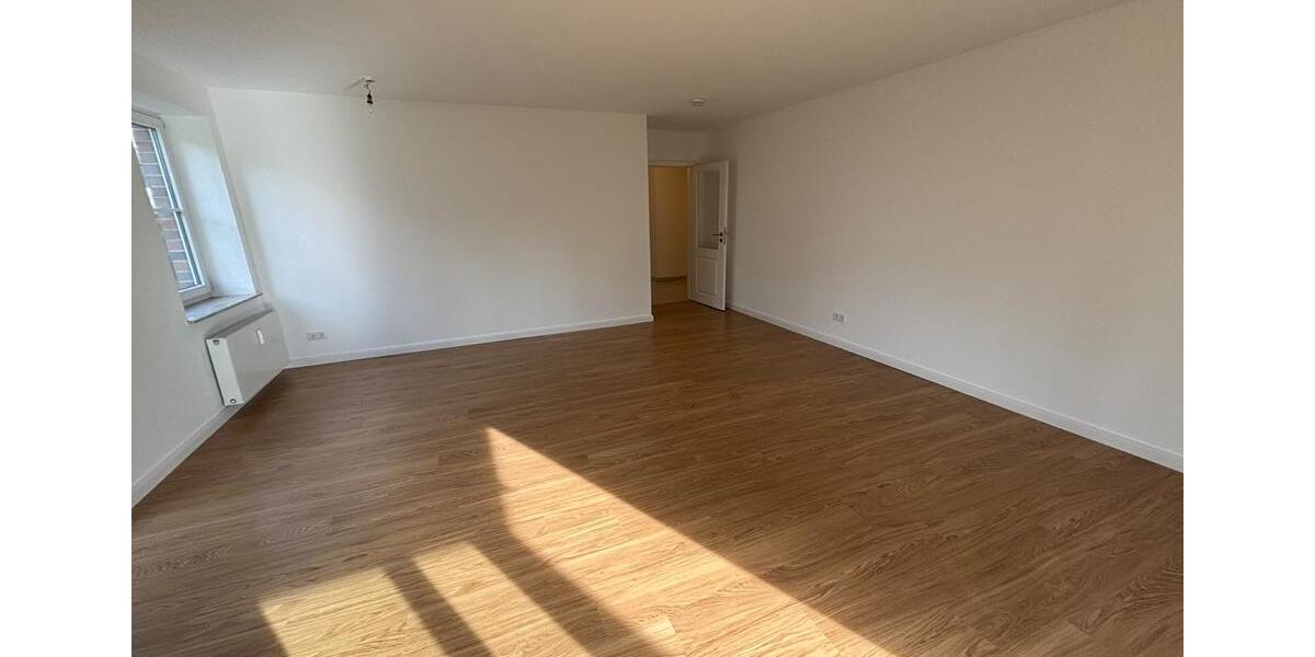 Etagenwohnung Flensburg Altstadt - 4 Zimmer, 113 m&sup2;, 1.450&euro; | Angebot:25921078