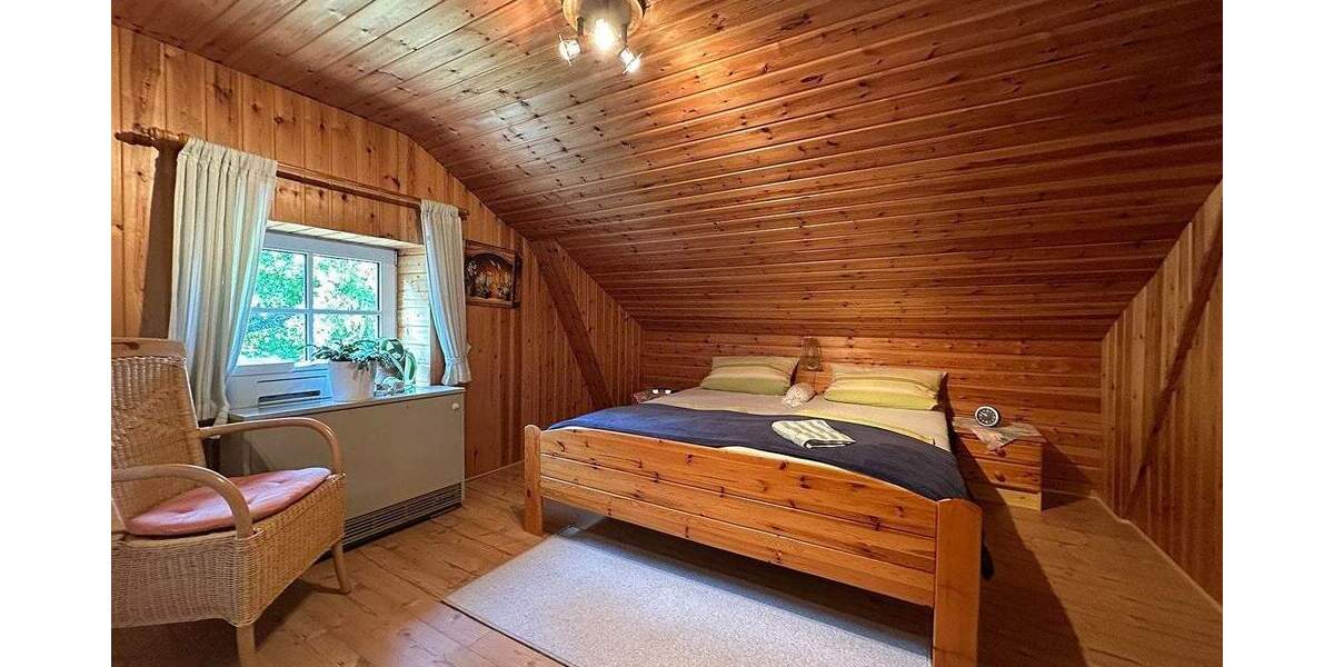 Einfamilienhaus Uelsby - 8 Zimmer, 168 m&sup2;, 229.000&euro; | Angebot:25745855