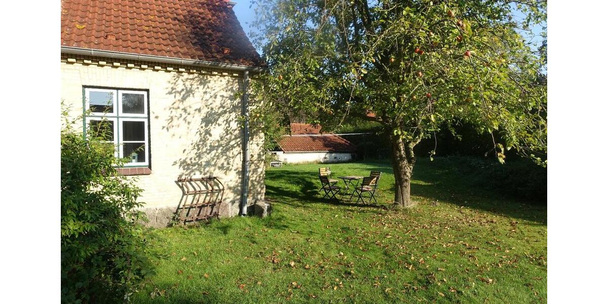 Dachgeschoßwohnung Schaalby - 2 Zimmer, 44 m&sup2;, 490&euro; | Angebot:26007949