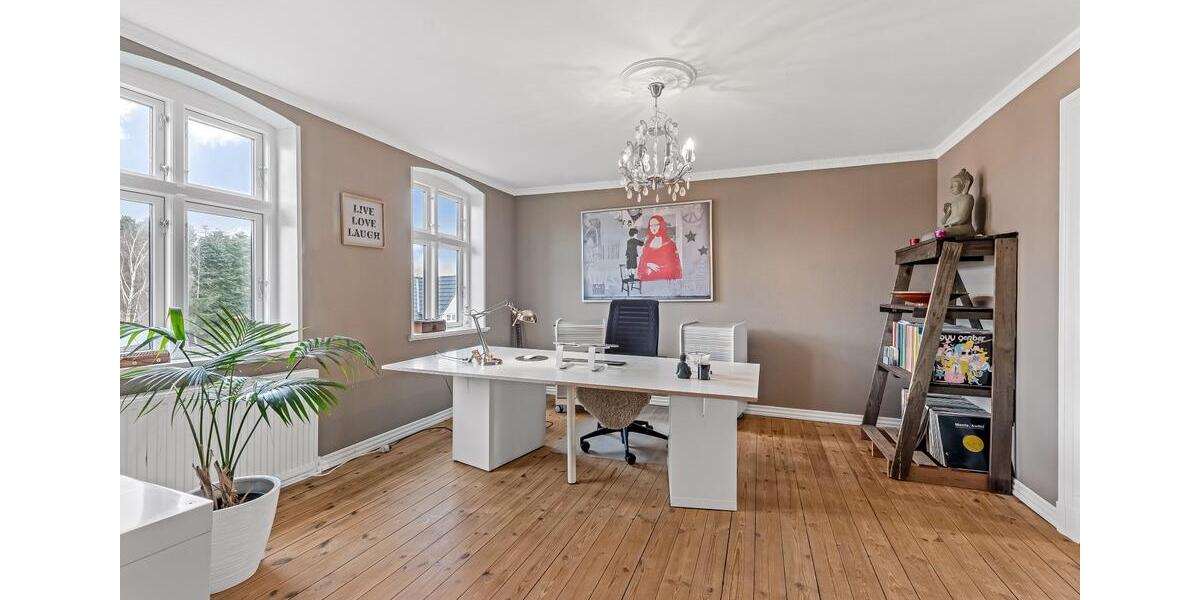 Einfamilienhaus Flensburg Altstadt - 8 Zimmer, 211 m&sup2;, 227.000&euro; | Angebot:26224395