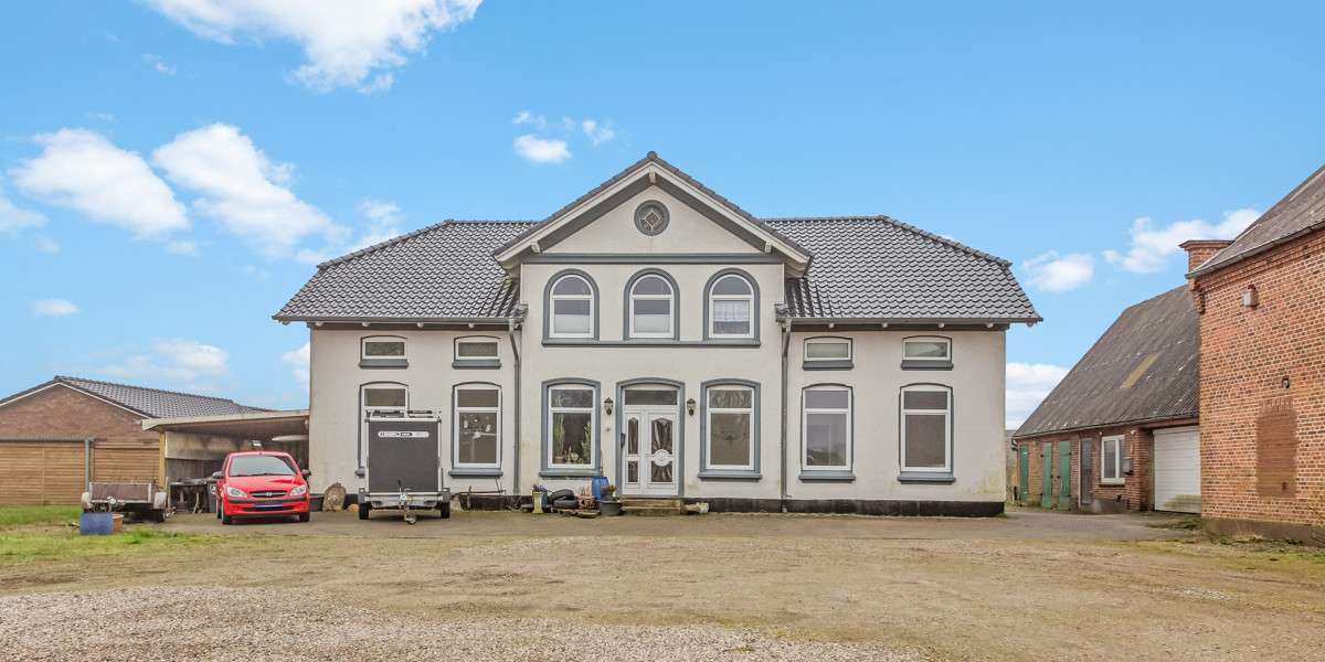 Einfamilienhaus Satrup Satrup - 4 Zimmer, 230 m&sup2;, 410.000&euro; | Angebot:14927173