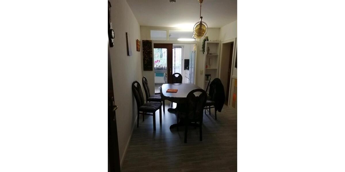 Erdgeschoßwohnung Flensburg - 3 Zimmer, 82 m&sup2;, 850&euro; | Angebot:26602819
