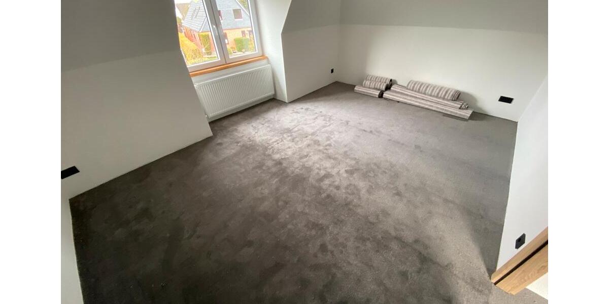 Einfamilienhaus Handewitt Jarplund - 11 Zimmer, 330 m&sup2;, 550.000&euro; | Angebot:25568511