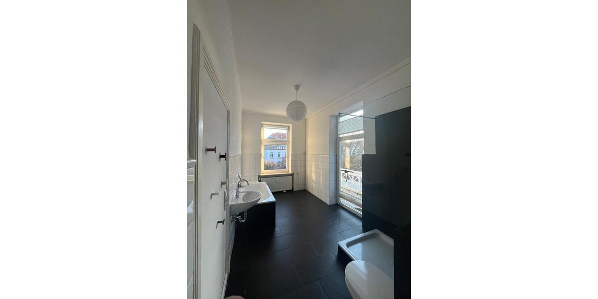 Etagenwohnung Flensburg - 5 Zimmer, 2.000&euro; | Angebot:23216606