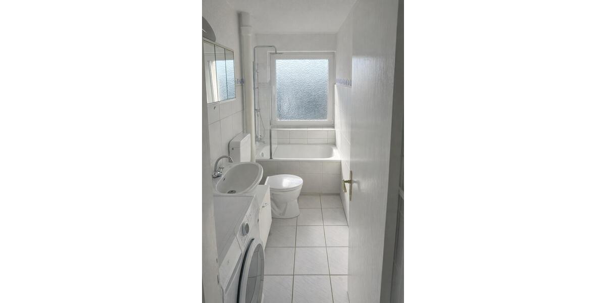 Etagenwohnung Flensburg Falkenberg - 1 Zimmer, 16 m&sup2;, 220&euro; | Angebot:25869689