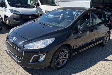Peugeot 308 97.000 km 5.490 &euro; Flensburg 24941