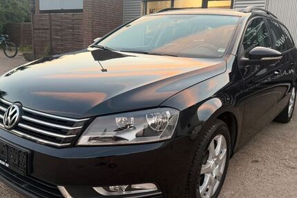 VW Passat Variant 145.000 km 5.970 &euro; Leck 25917