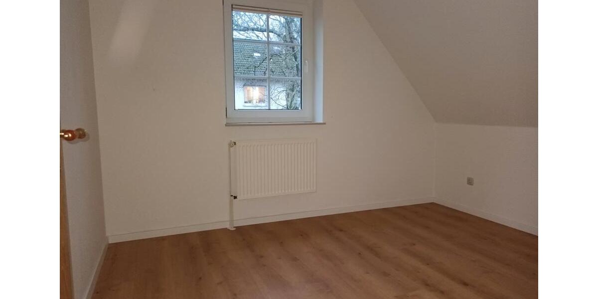 Etagenwohnung Flensburg Altstadt - 4 Zimmer, 124 m&sup2;, 1.150&euro; | Angebot:26578761