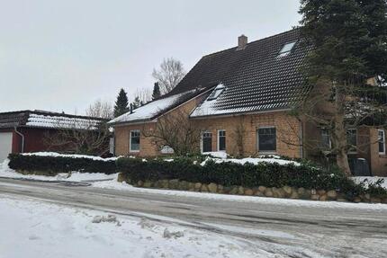 Haus Tolk - 6 Zimmer, 181 m&sup2;, 365.000&euro; | Angebot:24826213