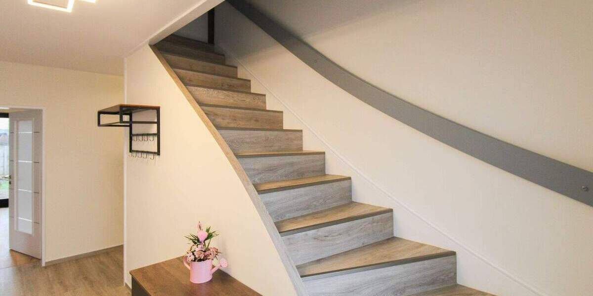 Einfamilienhaus Stolk - 6 Zimmer, 183 m&sup2;, 419.000&euro; | Angebot:25775492