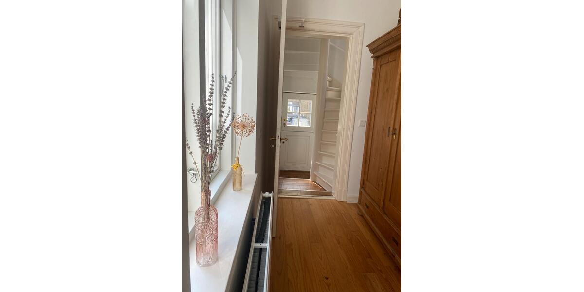 Maisonettenwohnung Flensburg Altstadt - 2 Zimmer, 65 m&sup2;, 1.350&euro; | Angebot:23617363