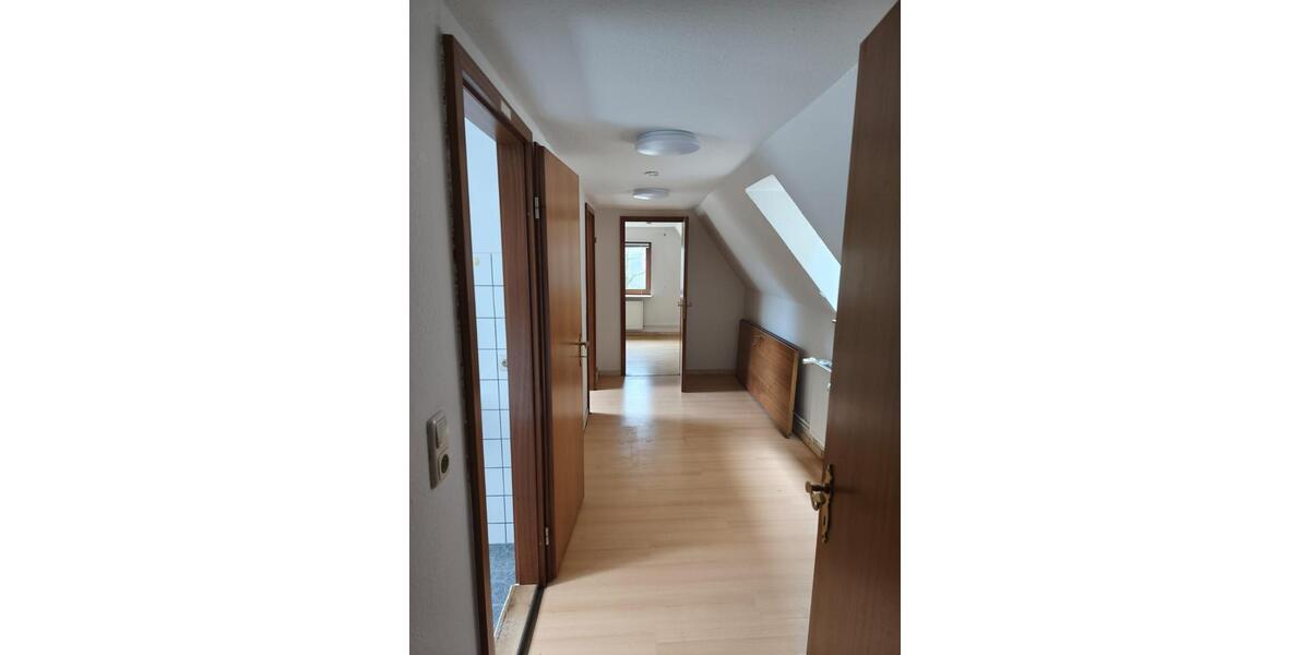 Etagenwohnung Flensburg Altstadt - 4 Zimmer, 83 m&sup2;, 913&euro; | Angebot:25708301