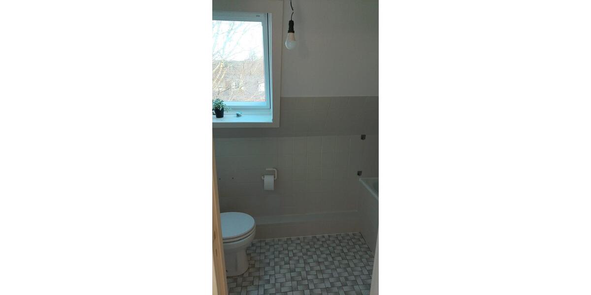 Dachgeschoßwohnung Tastrup - 2 Zimmer, 33 m&sup2;, 345&euro; | Angebot:25993816