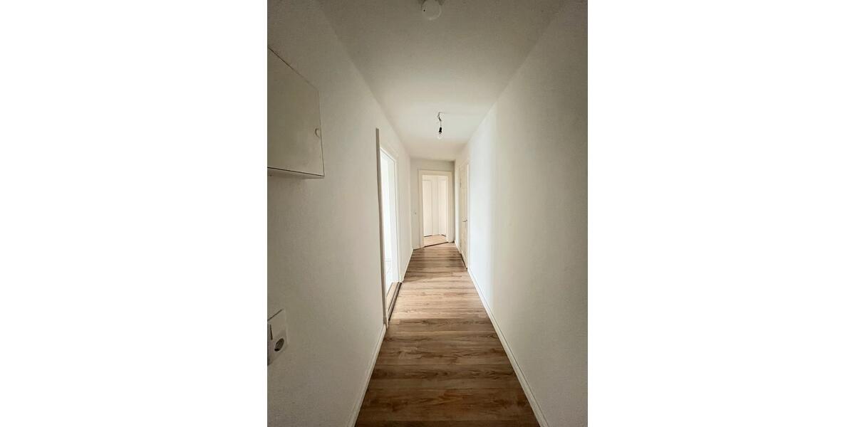 Etagenwohnung Flensburg Falkenberg - 3 Zimmer, 75 m&sup2;, 599&euro; | Angebot:25053111