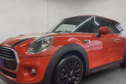 Mini ONE 47.500 km 12.980 &euro; Flensburg 24944
