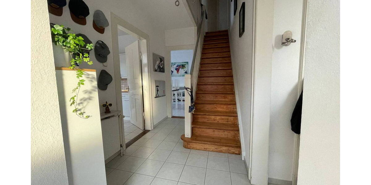 Mehrfamilienhaus, Wohnhaus Flensburg Friesischer Berg - 7 Zimmer, 273 m&sup2;, 790.000&euro; | Angebot:26218208