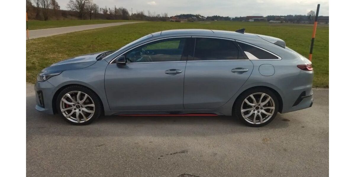 Kia pro ceed / ProCeed 108.000 km 17.150 &euro; Süderbrarup 24392